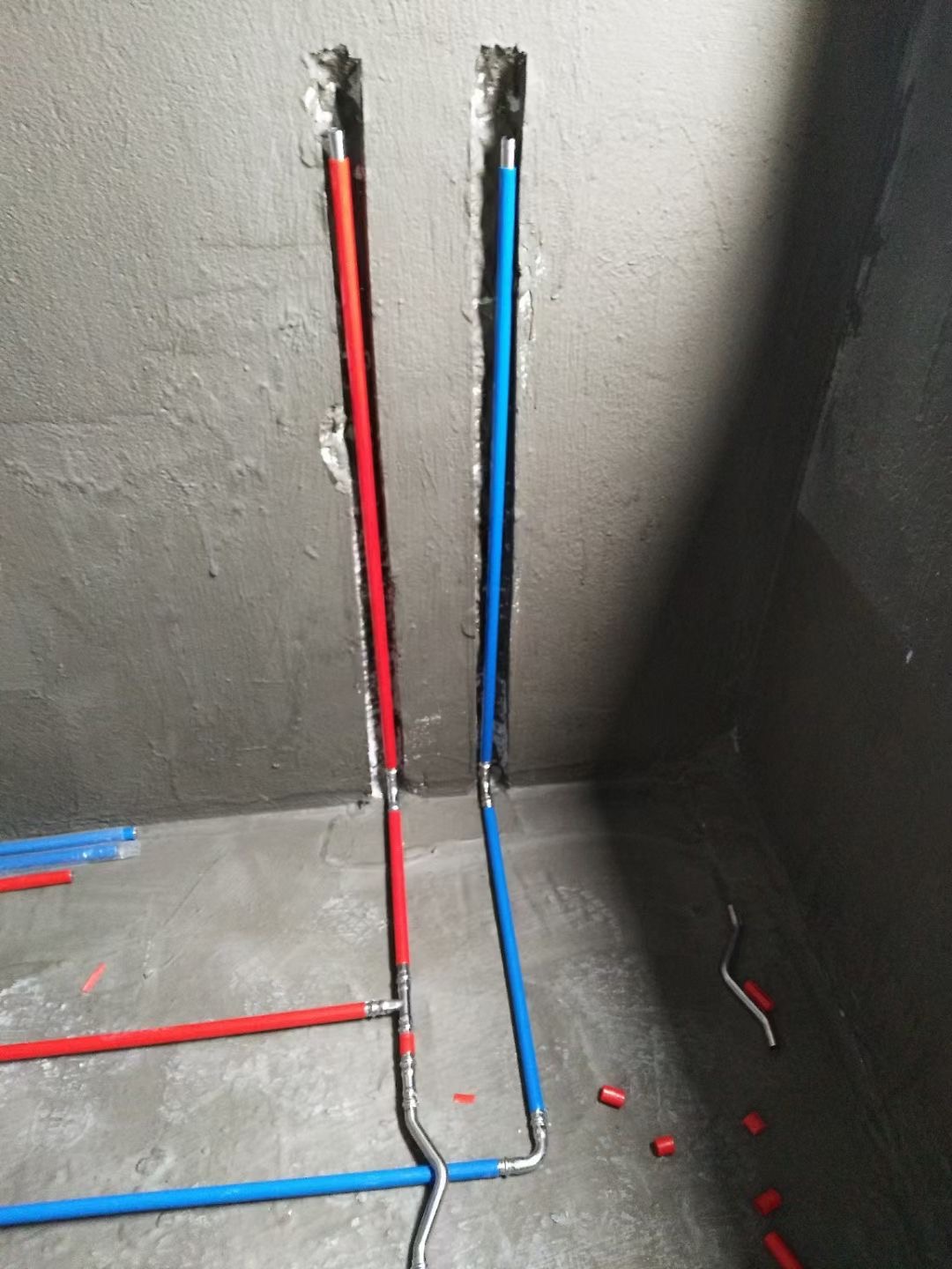 香蕉视频破解版牌覆塑下载香蕉直播视频观看水管安装现场.jpg